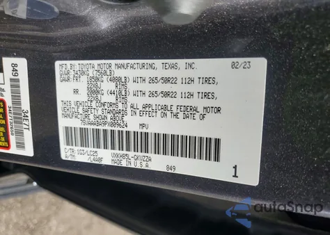 2023 Toyota Sequoia Sr5 z USA, uszkodzony, nr VIN 7SVAAABA9PX009624